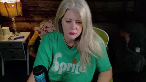 Alices Curiosity online show from 12-18-24, 02:53