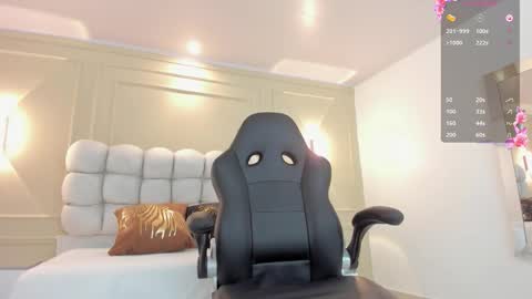          online show from 03-04-26, 12:33