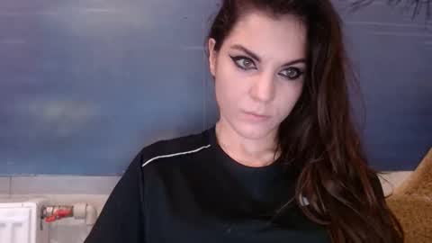 Snapshot of alicetailorrr chatting on 10-12-25, 07:02 AliceTailorrr online show from 10-12-25, 07:02