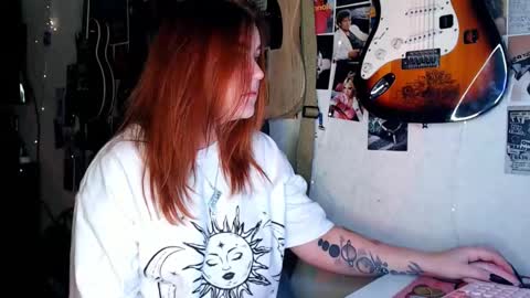 Alice online show from 12-02-24, 01:46