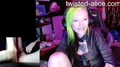 Alice online show from 03-31-26, 03:52