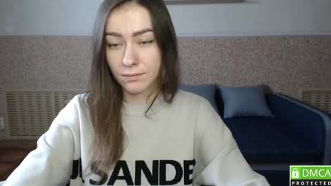 Snapshot of alicewonderful22 chatting on 01-15-25, 10:06 Alice online show from 01-15-25, 10:06