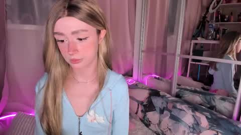 Snapshot of alicexbae chatting on 02-27-26, 03:23 from wonderland online show from 02-27-26, 03:23