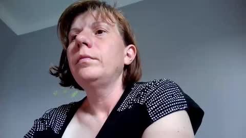 Snapshot of alicexx578748 chatting on 05-11-26, 12:44 Alice online show from 05-11-26, 12:44