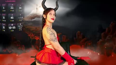 Snapshot of alicia__kiss chatting on 10-17-25, 01:35 Salome online show from 10-17-25, 01:35