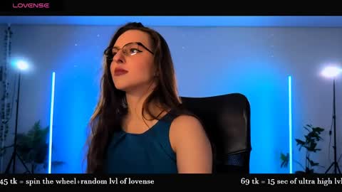 Snapshot of alicia_art_ chatting on 04-12-26, 05:40 Alicia online show from 04-12-26, 05:40