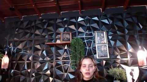 Alicia online show from 03-12-26, 12:11