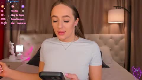 Mia online show from 02-03-26, 02:10