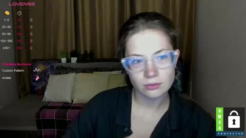 Alicia online show from 09-28-25, 05:18
