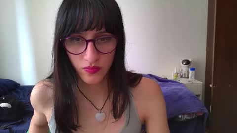 Snapshot of alicia_love29 chatting on 02-02-25, 09:02 Alice online show from 02-02-25, 09:02