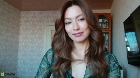 Alicia online show from 10-08-25, 04:43