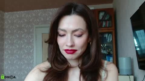 Alicia online show from 05-13-26, 06:55
