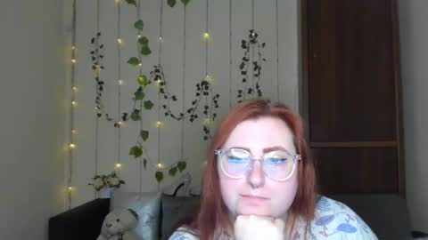 Alicia online show from 05-06-26, 05:46