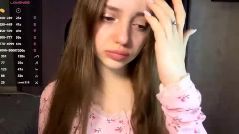 Snapshot of aliciacampbellia chatting on 05-20-26, 10:16 Alice online show from 05-20-26, 10:16