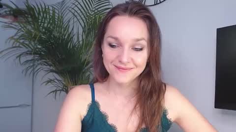 Alicia online show from 02-04-25, 07:51