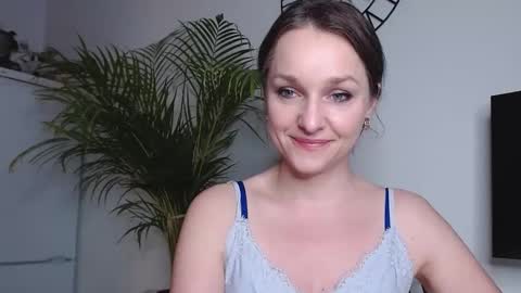Alicia online show from 02-12-25, 04:22