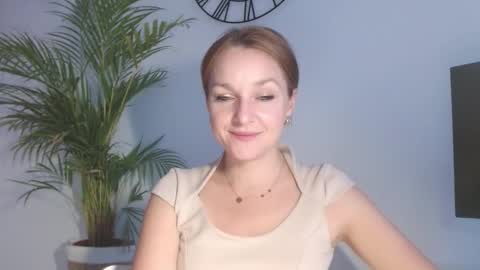 Alicia online show from 11-24-25, 02:06