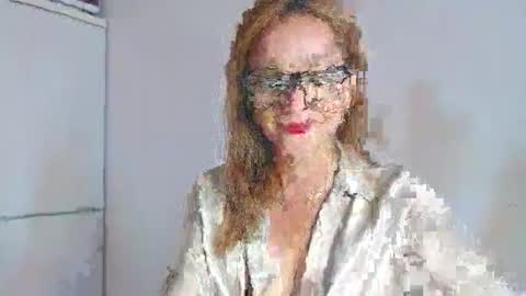 Snapshot of alicialux chatting on 06-08-26, 08:15 Alicia online show from 06-08-26, 08:15