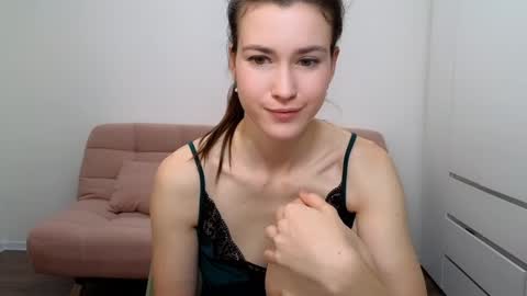 alicianoveli online show from 12-14-24, 08:13