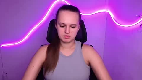 Snapshot of alicie_dream_ chatting on 10-07-25, 07:16 Alicie online show from 10-07-25, 07:16