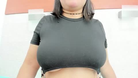 Snapshot of alicie_green chatting on 03-05-26, 02:51 im tutti online show from 03-05-26, 02:51