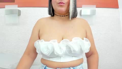 Snapshot of alicie_green chatting on 05-04-26, 02:51 im tutti online show from 05-04-26, 02:51