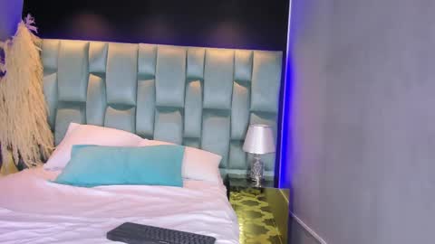 Snapshot of alidiaz__ chatting on 02-06-25, 02:22 Ali Diaz online show from 02-06-25, 02:22