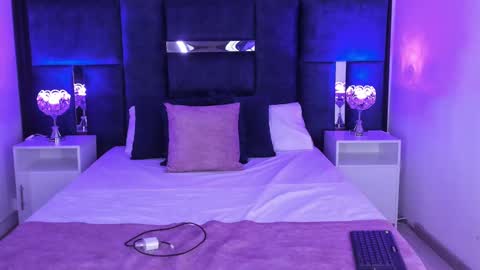 Snapshot of alidiaz__ chatting on 02-08-25, 07:38 Ali Diaz online show from 02-08-25, 07:38