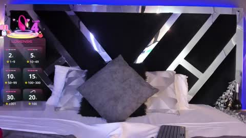 Snapshot of alidiaz__ chatting on 09-18-25, 07:27 Ali Diaz online show from 09-18-25, 07:27