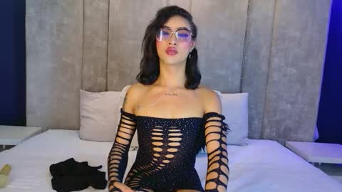 Snapshot of alidiaz__ chatting on 11-03-25, 07:15 Ali Diaz online show from 11-03-25, 07:15