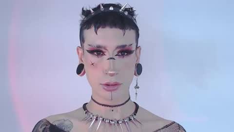     online show from 05-08-26, 12:05