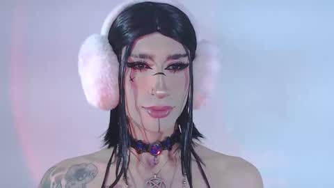     online show from 05-08-26, 11:43