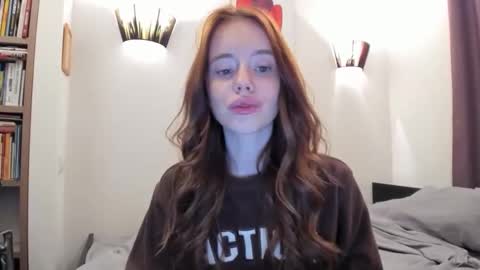 aliensi online show from 09-15-25, 07:47