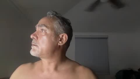 Snapshot of alientv chatting on 10-29-25, 07:10 alientv online show from 10-29-25, 07:10