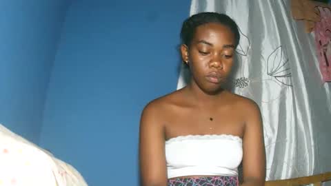 alihane21 online show from 12-16-25, 04:56