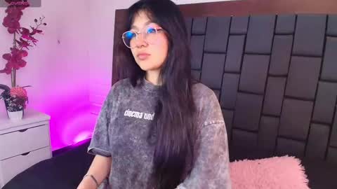 Aliice Blond online show from 09-15-25, 04:23