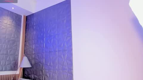 Snapshot of aliice_smithh chatting on 09-13-25, 07:35 Alice online show from 09-13-25, 07:35