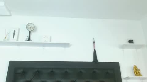 alika_jonhson_ online show from 10-08-25, 03:59