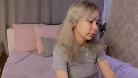 Im Alika online show from 09-11-25, 04:12