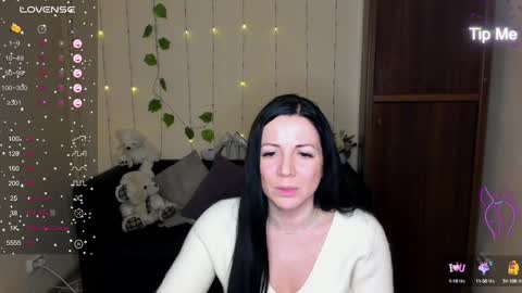 Alika online show from 01-24-25, 01:03