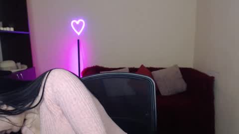 Alika online show from 01-30-25, 06:24