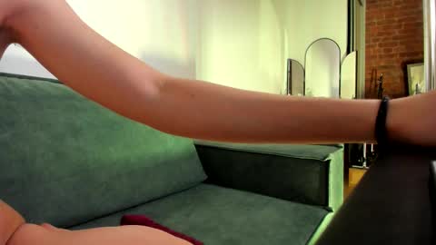 alika shy online show from 02-13-25, 06:59
