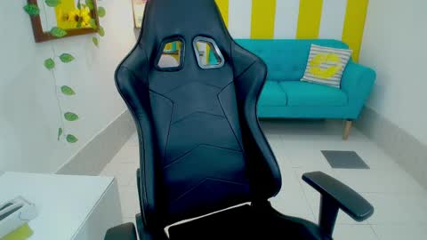 alina09_ online show from 05-04-26, 05:53