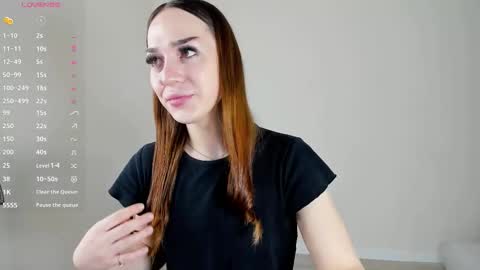 alina_39 online show from 10-19-25, 07:31