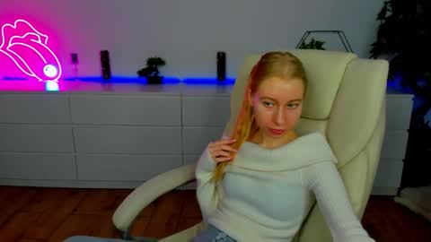 Alina online show from 11-13-25, 06:56