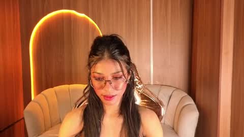alina_b_ online show from 04-01-26, 08:39