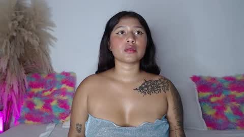 lili online show from 02-28-25, 05:04