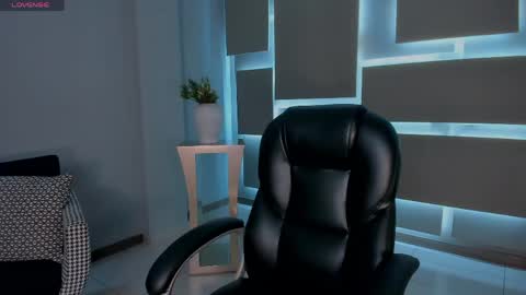alinakravitz_ online show from 05-09-26, 11:37