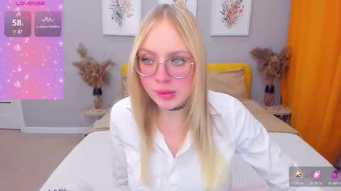 alinaocean online show from 11-30-25, 01:59