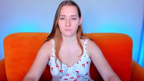 Snapshot of alinawise chatting on 01-08-25, 02:25 alinawise online show from 01-08-25, 02:25